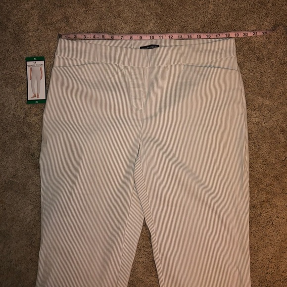 Hilary Radley Tan & Cream Sttiped Stretch Seersucker Psnts XL New - Picture 5 of 9